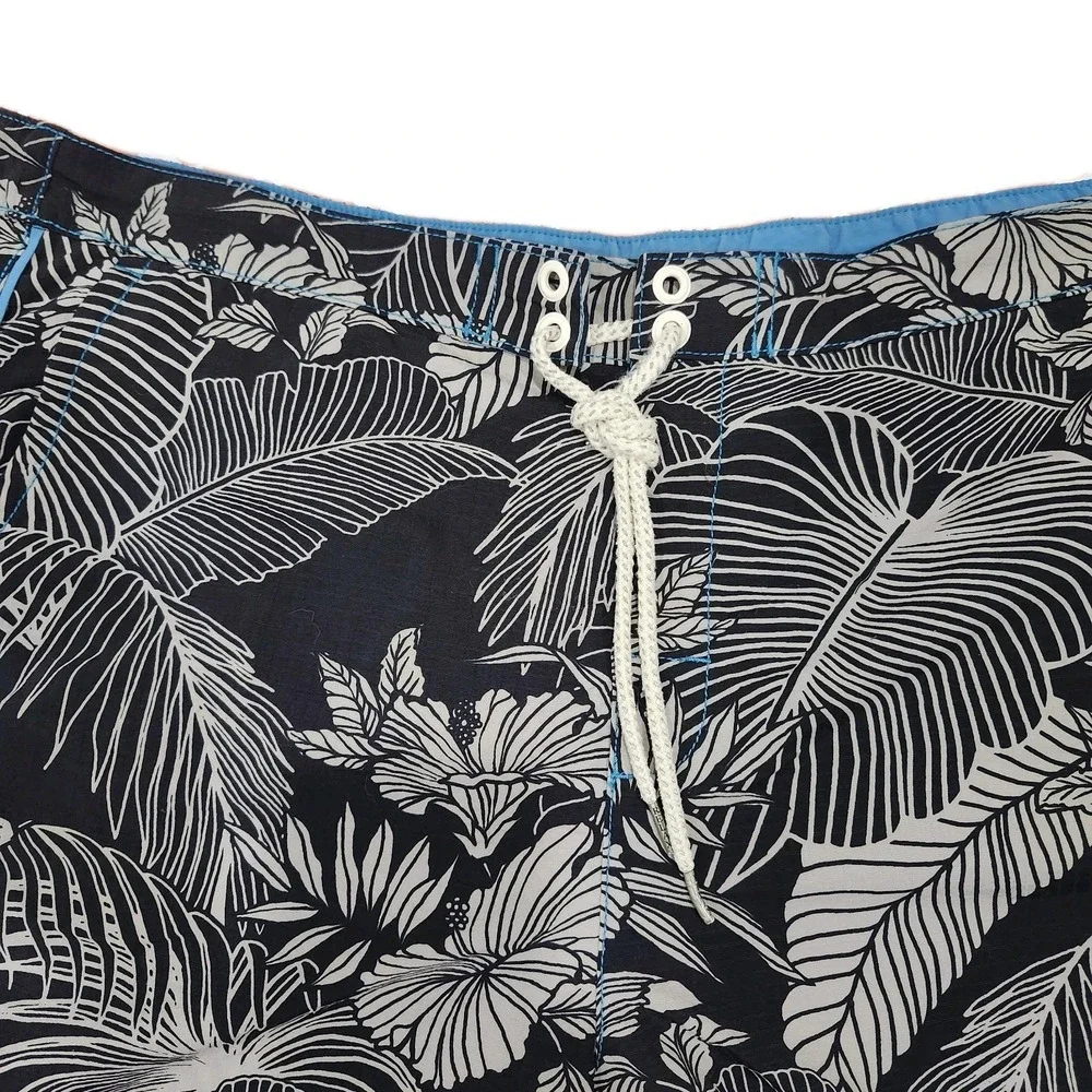 Men's TOMMY BAHAMA RELAX Black‎ & Gray Swim Shorts Trunks Bathing Suit Size L